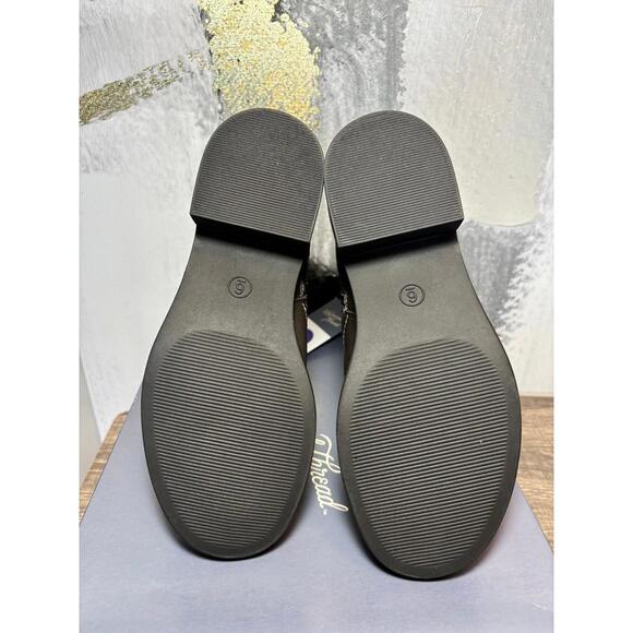 Universal Thread Boots - Picture 5 of 5